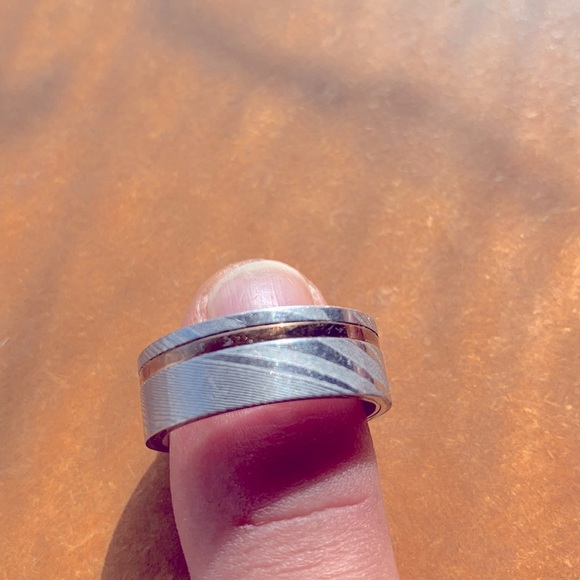 Damascus/Rose gold inlay ring 9 - Picture 5 of 6